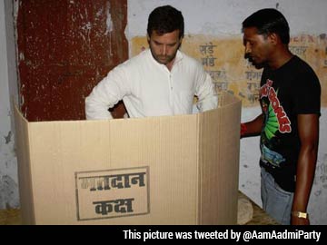 Going to Voting Machine Not Allowed, Says Election Commission After AAP Tweets Against Rahul Gandhi