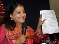 Double Blow to AAP, Shazia Ilmi and Captain Gopinath Quit Party