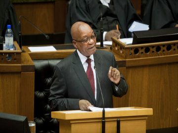 South Africa's Jacob Zuma Faces First Big Test of New Government