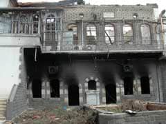 Syria Rebels Quit Homs Old City, Residents Return to Ruins