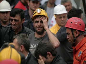 Violent Protest in Turkish City Where 238 Coal Miners Died