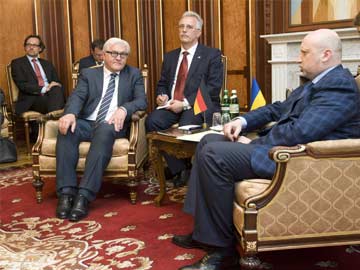 Europe in Fresh Push for Talks on Ukraine Crisis 