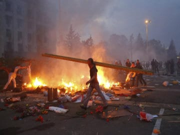 Dozens Die in Odessa Blaze as Ukraine Violence Spreads