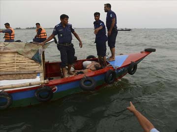 Bangladesh Ferry Capsizes With 200 Passengers Aboard, Six Bodies Found