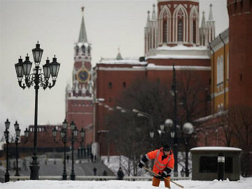 Russian Schools Told to Teach Government Line on Crimea 