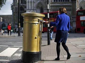 Britain's Royal Mail Apologises to Indian-Origin Man for Racial Abuse