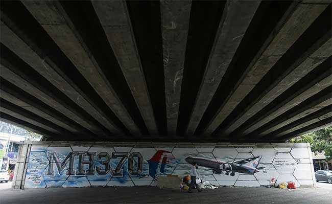 Search for Malaysian Flight MH370 Heads to Site of First "Ping"