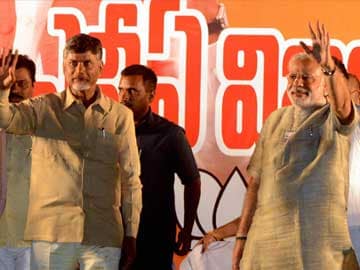 Narendra Modi Calls Partner Chandrababu Naidu to Check on Seemandhra Voting: Sources