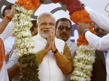 With Cook, Personal Aides, Narendra Modi Checks Into Delhi