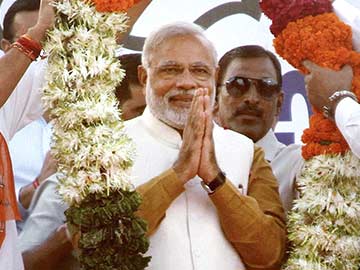 PM-Designate Narendra Modi Gets Grand Welcome at Ahmedabad Airport