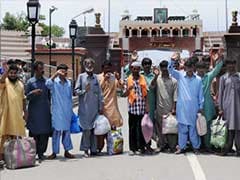 India Releases 37 Pakistani Prisoners
