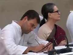 Rahul Gandhi Writing at Congress Working Committee Meet: What Surfers Have to Say