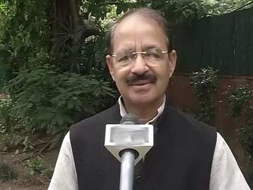 Congress Snubs Rashid Alvi for Suggesting Mamata Banerjee as Leader