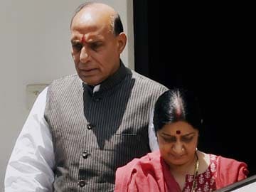 BJP Initiates Moves to Decide Roles for Sushma Swaraj, LK Advani