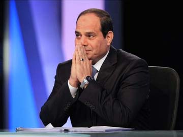 Preparing Egyptians for Austerity, Abdel Fattah al-Sisi Cuts Own Pay