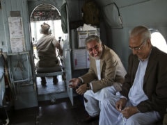 Former Warlord Endorses Abdullah in Afghan Vote