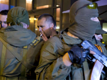 Pro-Russian Rebels Free Four European Security and Cooperation Observers