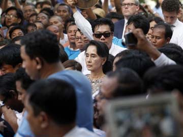 Myanmar Panel Deals Blow to Suu Kyi's Chances of Becoming President