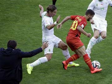 These Chinese Pilots Are Not Allowed to Watch or Talk About Football