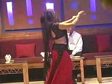Maharashtra Assembly Passes Bill to Ban Dance Performances in Hotels