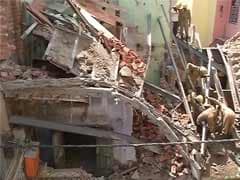 Two Dead, 11 Injured in Building Collapse in North Delhi