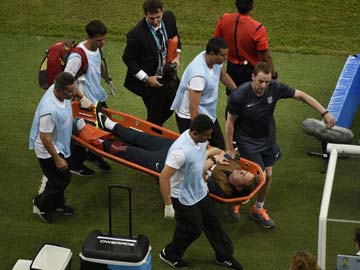 England Physiotherapist Dislocates Ankle During Goal Celebration 