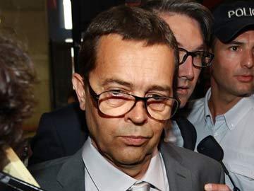 French Doctor Acquitted for Helping Seven Patients Die 