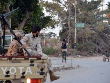 Fierce Fighting Kills 21 in Libya's Benghazi