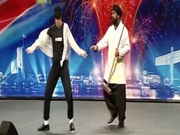Bhangra vs Moonwalk: This Punjabi <i>Tadka</i> Dance-Off Will Make You Happy Bhangra vs Moonwalk: This Punjabi <i>Tadka</i> Dance-Off Will Make You Happy