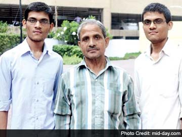 Mumbai Twins Crack IIT-JEE, Bus Driver Father Doesn't Know What it is