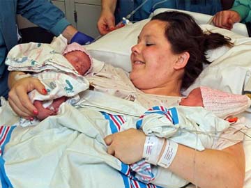 Rare 'Mono Mono' Twins Could be Home Within Weeks 