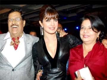 Road in Mumbai to be Named After Priyanka Chopra's Father