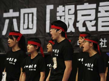 China Detains Artist Before Tiananmen Anniversary