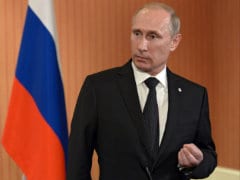Putin, Ukraine Leader Break Crisis Ice at D-Day Event