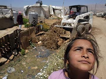 Syria Bombing Kills 20 in Refugee Camp Near Jordan Border- Activists