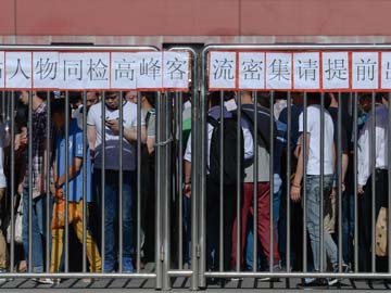 China Defends Tiananmen Crackdown on Eve of 25th Anniversary