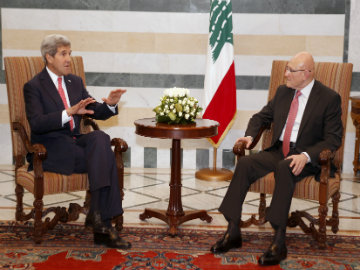 US Secretary of State John Kerry in Lebanon to Show Support
