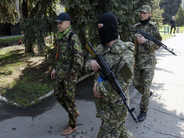 Ukraine Rebels Agree to Temporary Ceasefire: Separatist Leader	