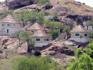 In Cameroon, Boko Haram Turn Tourist Hotspot Into a Ghost Town