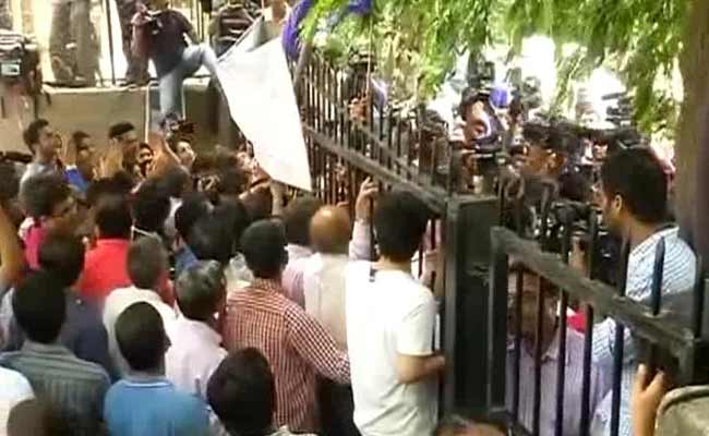 Civic Teams Reach Campa Cola Compound, Residents Fight Eviction