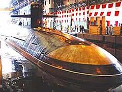 Japan, Australia Eye Submarine Deal and Closer Military Ties