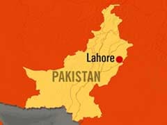 Pakistani Jets Kill 17 in Anti-Militant Offensive