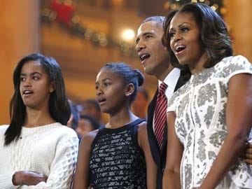 Obamas Want Daughters to Get Taste of Life on Minimum Wage 