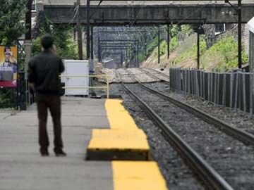 Philadelphia Rail Workers Return, Trains to Resume Philadelphia Rail Workers Return, Trains to Resume