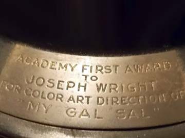 Academy Sues US Family Over 1942 Oscar Auction