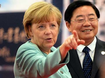 Angela Merkel Brings German Business Leaders to China 