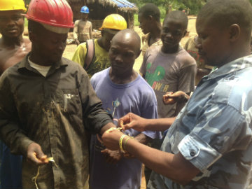 Fear, Cash Shortages Hinder Fight Against Ebola Outbreak