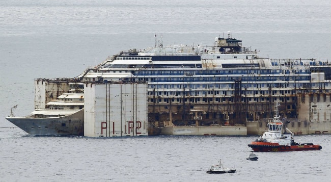 Costa Concordia Nears Italian Port to be Broken Up for Scrap