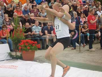Finnish Couple Wins Quirky 'Wife Carrying' Race