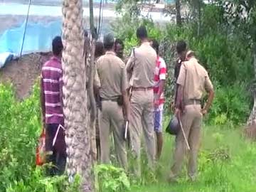 7-Year-Old's Body Found Hanging From Tree In Bengal 